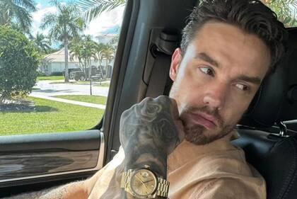 Liam Payne con su reloj Rolex que, supuestamente, tenía puesto entre dos y tres horas antes de arrojarse al vacío