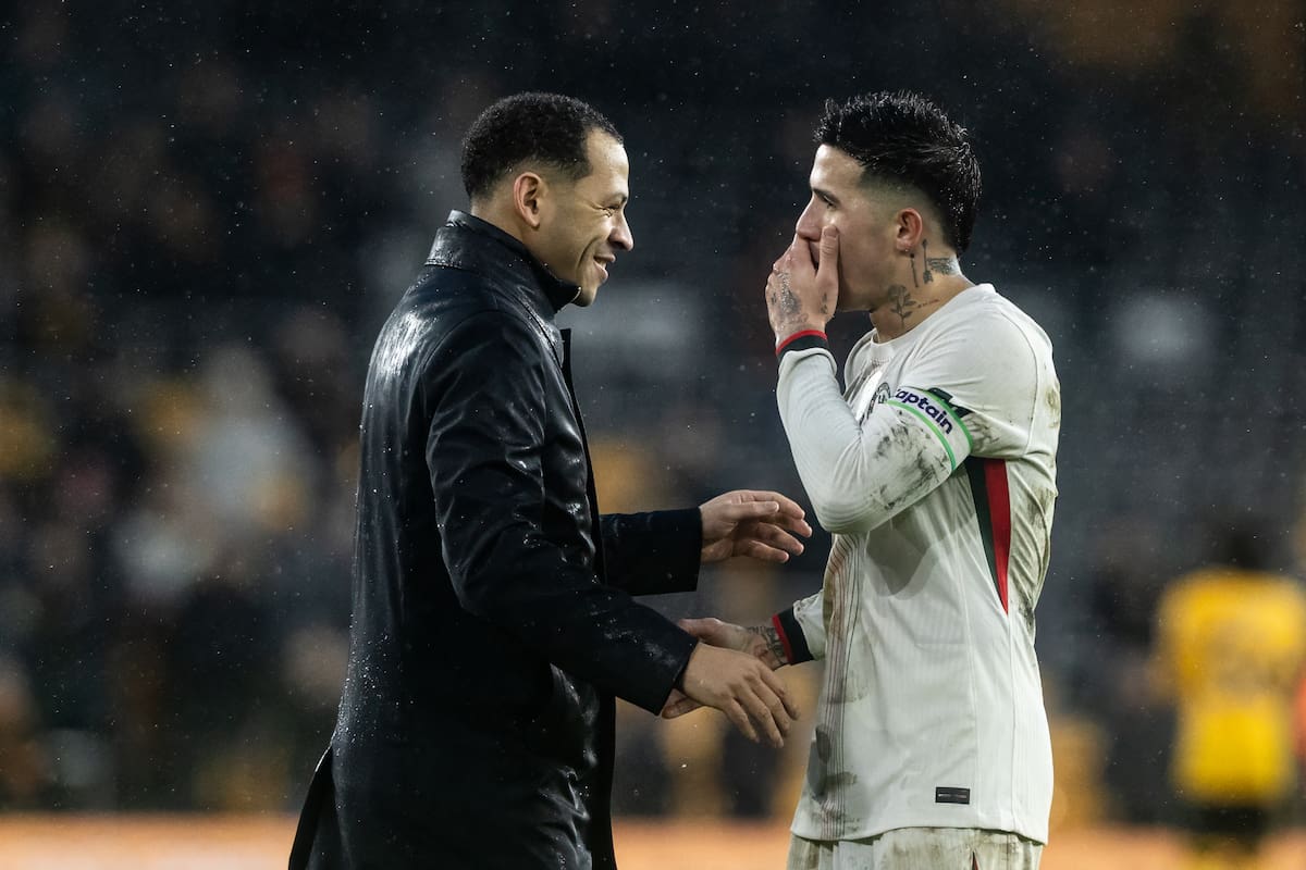 Liam Rosenior salió a decir que suspendió a Enzo Fernández tras sus guiños a Real Madrid en una entrevista en la Argentina