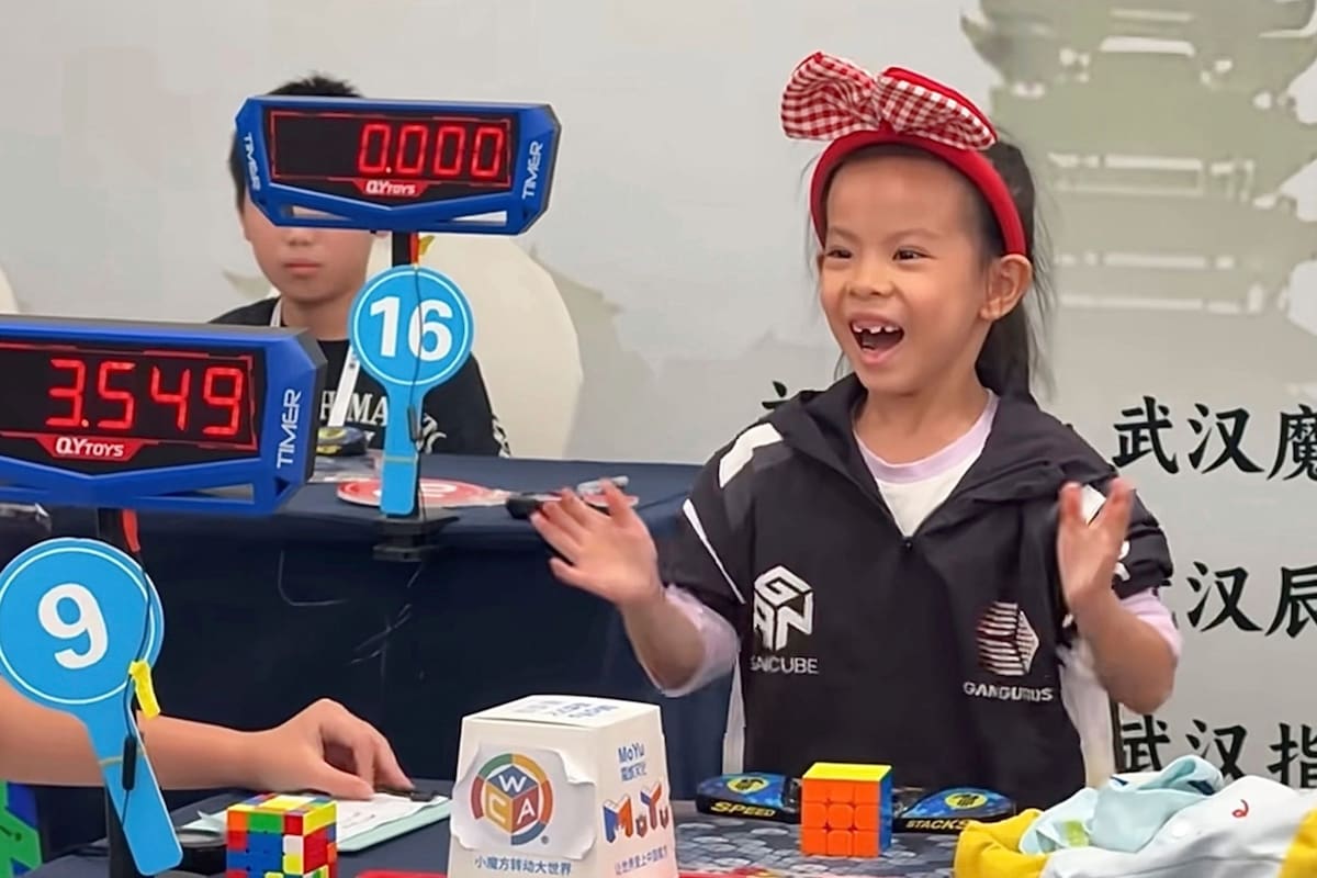 Lian Yunzhi, feliz con el récord