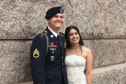 Liberaron a la esposa del militar, pero aún puede ser deportada de EE.UU.