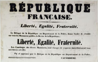 "Libertad, Igualdad, Fraternidad" pasó a ser el lema oficial de Francia en 1848, pero fue borrado en períodos posteriores.