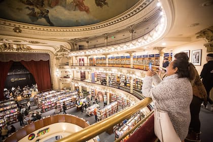 ARCHIVO-. Cada 11 de noviembre se conmemora el Día de las Librerías, una festividad que rinde homenaje a aquellas tiendas que comercializan piezas literarias.