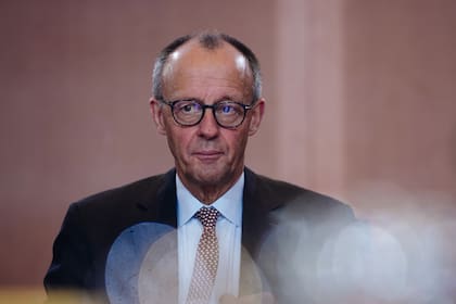 Líder alemán dice que estrategia de EE. UU. muestra la necesidad de independencia europea en segurid