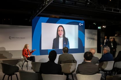 Líder opositora María Corina Machado anuncia su retorno a Venezuela en próximas semanas