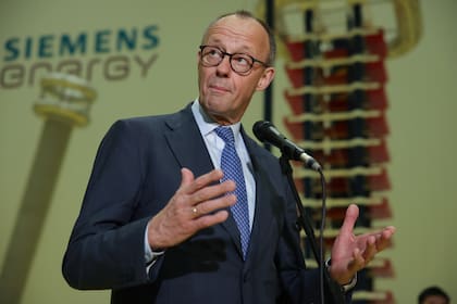 Líderes mundiales reaccionan con cautela a ataques de EEUU e Israel y muerte de Alí Jamenei