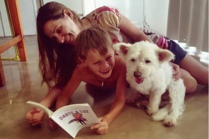 Lila, antes Estrellita, disfruta de la vida junto a su nueva familia.