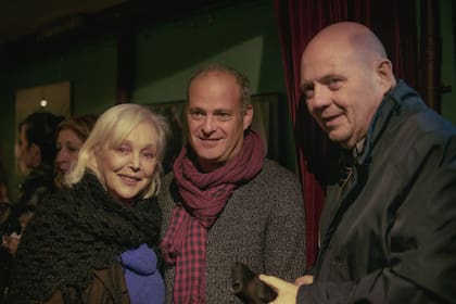 Liliana Weimer, Sebastián Blutrach y Carlos Rottemberg, en los Premios Artei