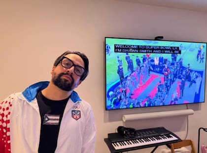 Lin-Manuel Miranda mostró emoción por el medio tiempo de Bad Bunny