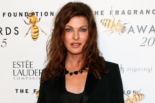 Cómo es y cuáles son los riesgos del tratamiento estético al que se sometió Linda Evangelista