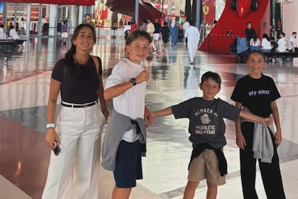 Linda Raff hizo referencia a lo que aprenderán sus hijos con esta experiencia exótica