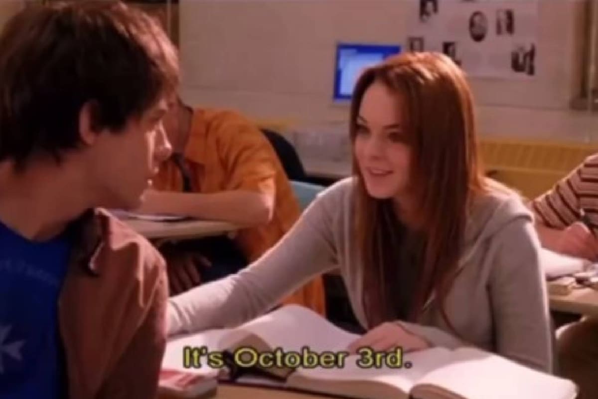 Lindsay Lohan protagoniza Chicas Pesadas o Mean Girls, una película que llevó a sus fanáticos a tener un día especial este 3 de octubre