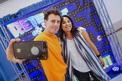 Lionel Campoy y Natalia Dim, conductores de Nivel X