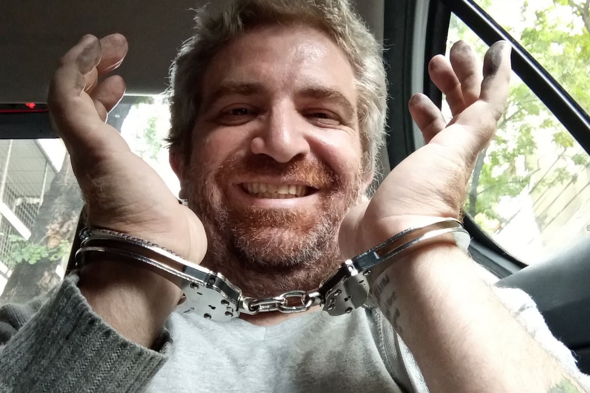 Lionel contó en Twitter toda la secuencia desde su detención hasta su liberación