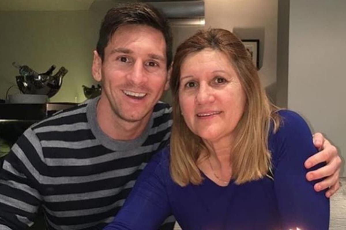 Lionel junto a Celia, su madre