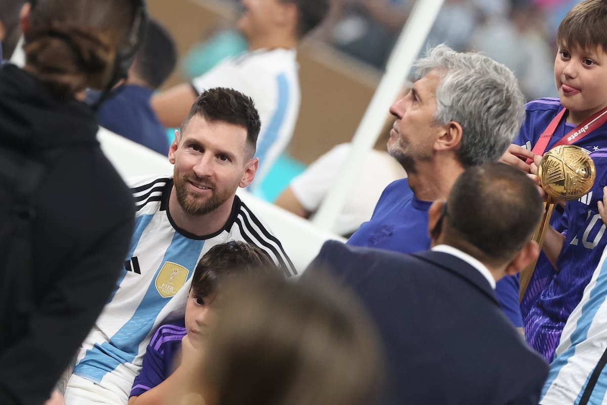 Lionel Messi con su padre Jorge