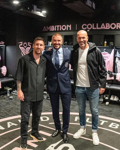 Lionel Messi, David Beckham y Zinedine Zidane en el vestuario del Inter Miami