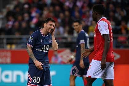 Lionel Messi debutaría como titular en Paris Saint-Germain; Mauricio Pochettino adelantó que "es posible que jueguen Messi, Mbappé y Neymar" en el estreno de PGS en la Champions League.