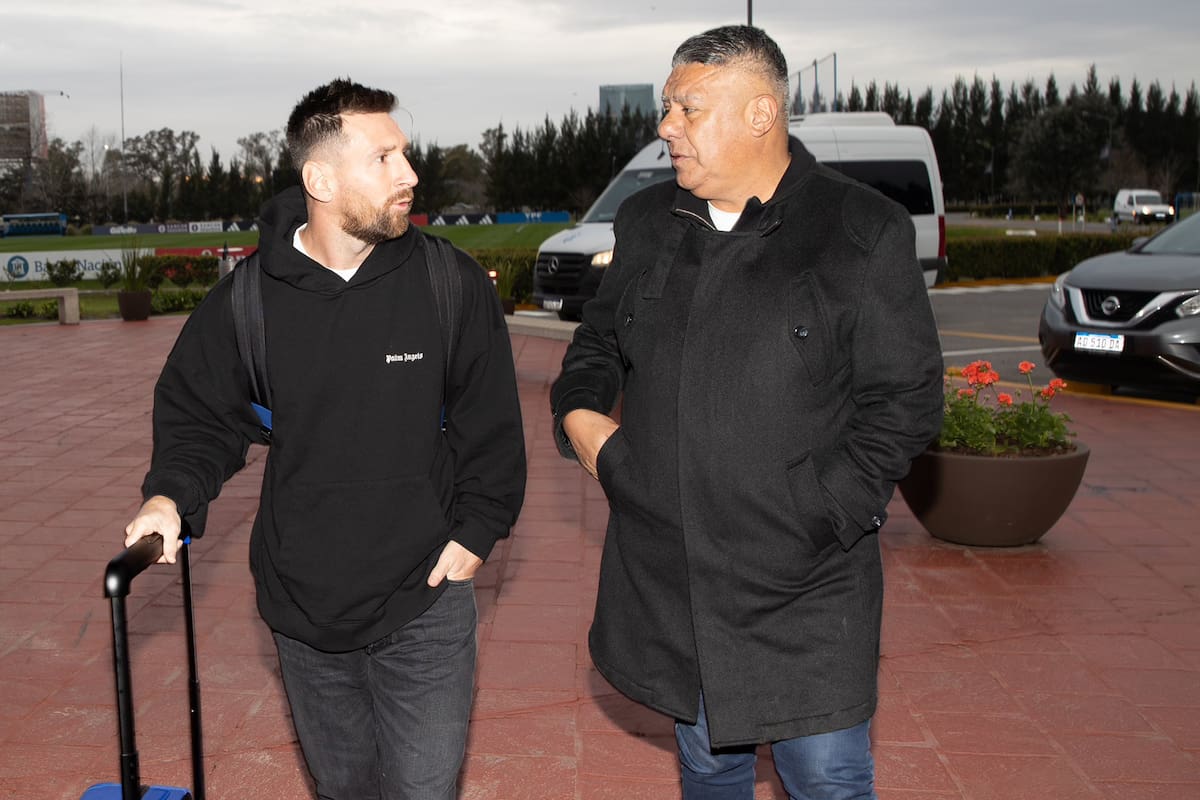 Lionel Messi; Dibu Martínez; Lautaro Martínez; Chiqui Tapia; Deportes; Seleccióbn Argentina