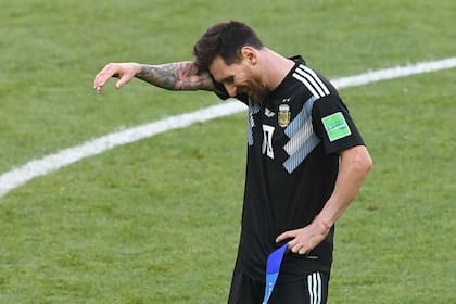 Lionel Messi durante el debut de la selección argentina