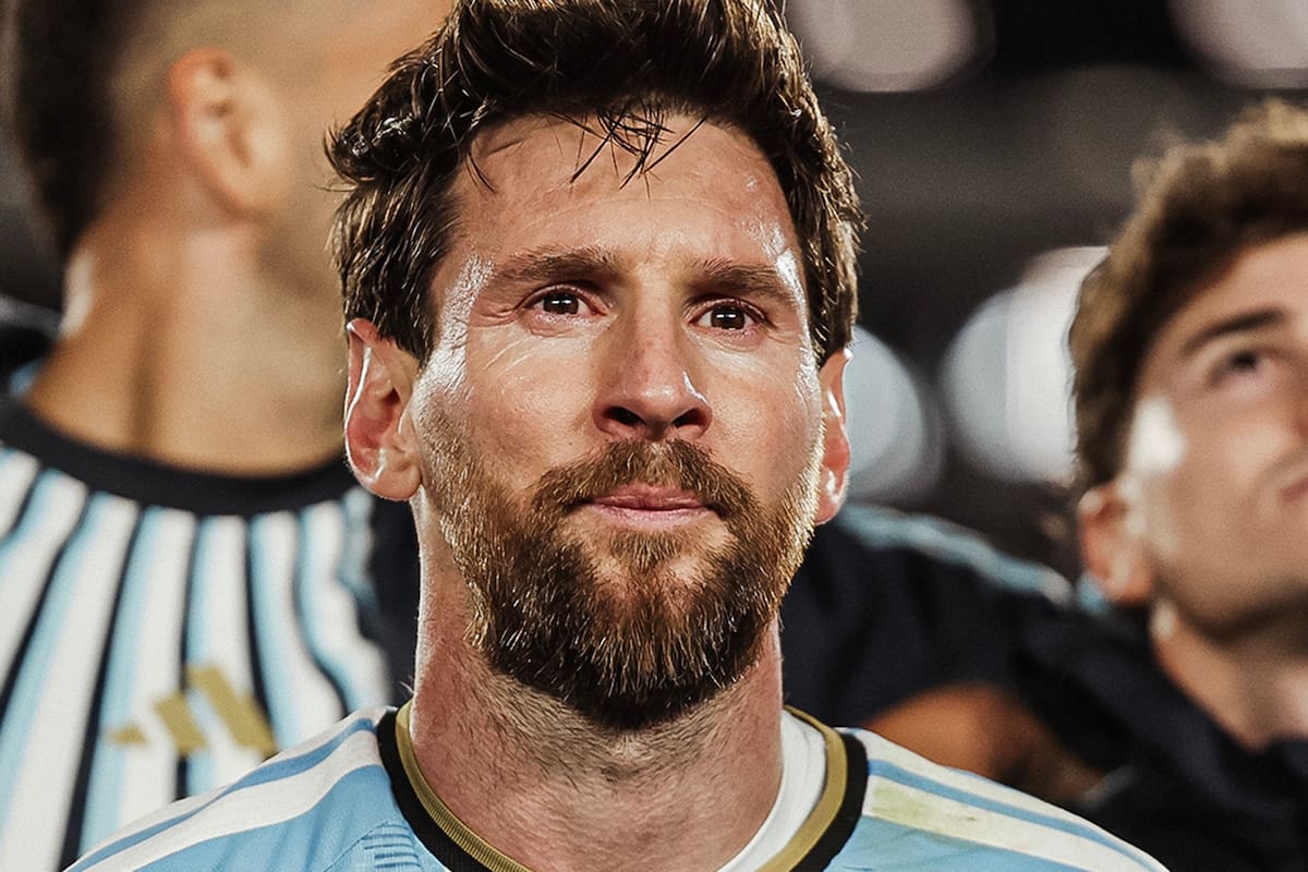 Lionel Messi, el hombre que se transformó en leyenda luego de 22 años con los colores celeste y blanco