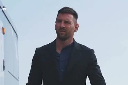 Lionel Messi en la llegada a Houston para el partido de cuartos de final de la Copa América