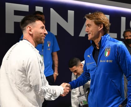 Lionel Messi encabeza a la Selección Argentina en su enfrentamiento a la Selección de Italia, dirigida por Roberto Mancini, en Wembley