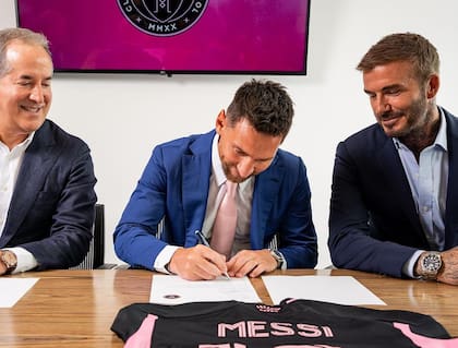 Lionel Messi firmó su contrato con el Inter Miami
