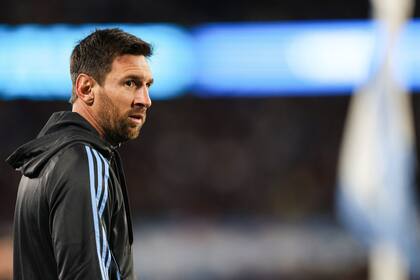 Lionel Messi formaría parte del banco de los suplentes este viernes, ante Venezuela