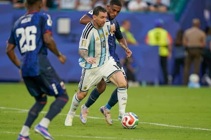 Lionel Messi fue el único jugador argentino que pudo romper la defensa caboverdiana con la pelota en sus pies