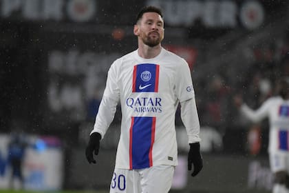Lionel Messi fue titular, pero no tuvo una buena actuación en la derrota de PSG