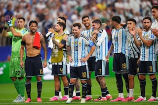 Messi gambetea el Mundial de los botines eléctricos: por qué las leyendas eligen contar su propia historia