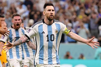 Lionel Messi llegó a cuatro goles en el Mundial y está a uno de Kylian Mbappé, el máximo artillero
