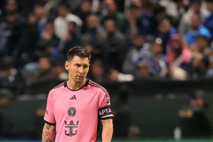 Lionel Messi no está confirmado como titular para el amistoso ante Hong Kong, pero 'Tata' Martino afirmó que sumará minutos