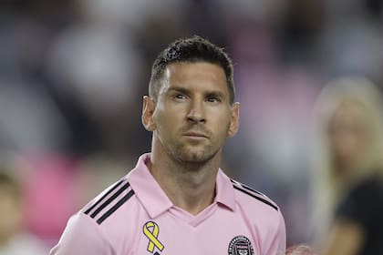 Lionel Messi quiso estar desde el arranque ante Toronto, pero fue sustituido en la primera parte del encuentro