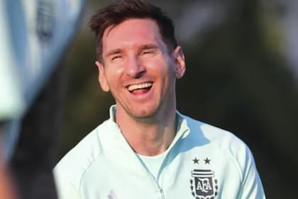 Lionel Messi se volvió viral por su forma de reírse (Foto: Twitter @argentina)
