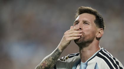 Lionel Messi será suplente ante Jordania, según confirmó Scaloni
