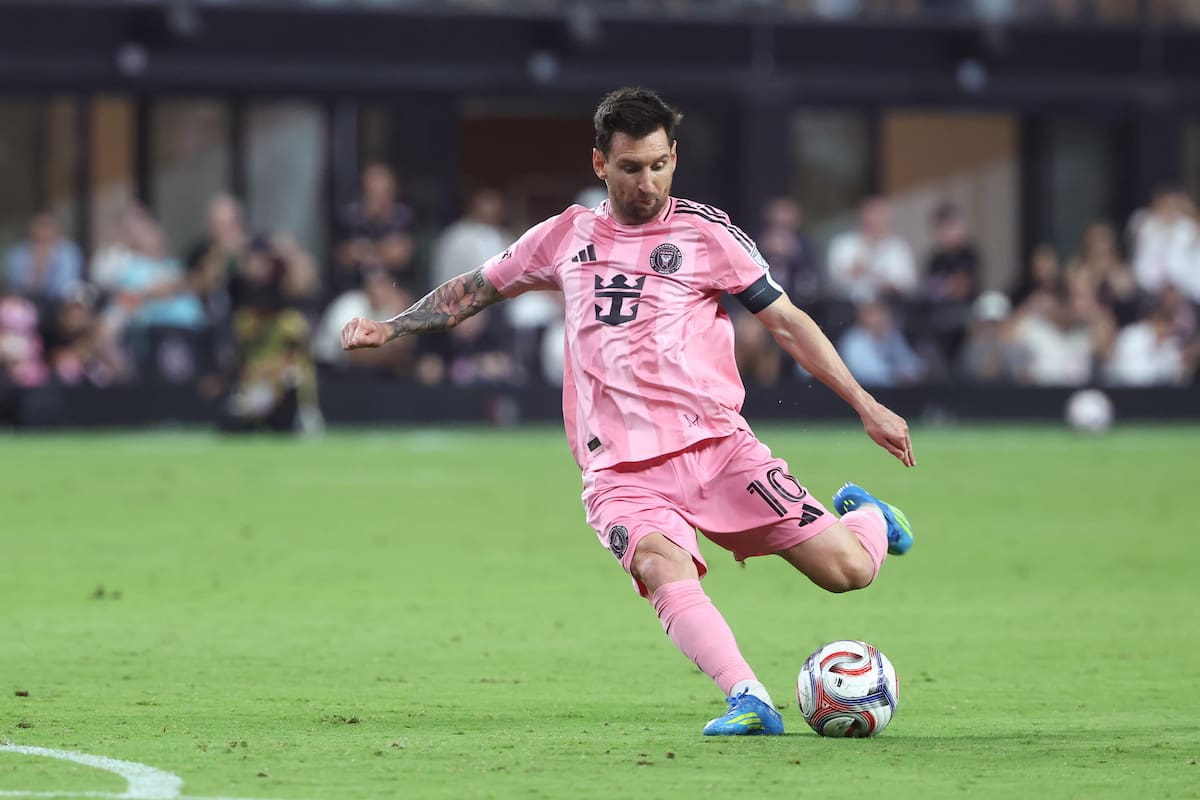 Lionel Messi, titular en Inter Miami, en su visita a Toronto por la MLS
