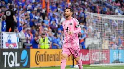 Lionel Messi, titular en su último partido en Inter Miami antes del inicio del Mundial.