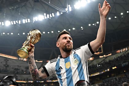 Lionel Messi volverá a levantar la Copa del Mundo en el amistoso de la Argentina vs. Panamá