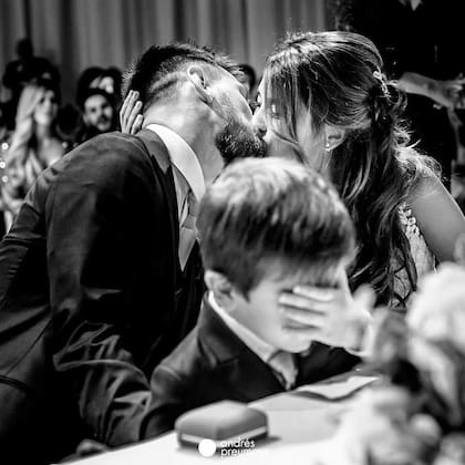 Lionel Messi y Anto Roccuzzo se casaron el 30 de junio de 2017 en su Rosario natal, en la provincia de Santa Fe