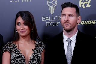 El palito de Anto Roccuzzo, a minutos de la entrega del Balón de Oro
