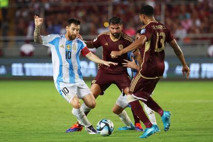 Lionel Messi y la selección argentina tuvieron una parada compleja en Venezuela: fue empate 1 a 1