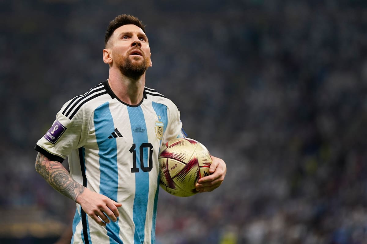 Lionel Messi y la selección, una imagen que perdurará por siempre en el corazón de los argentinos
