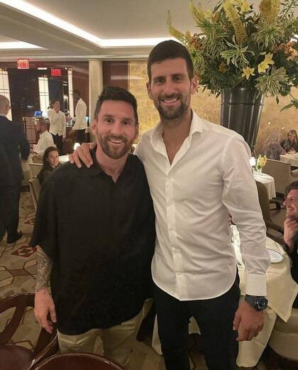 Lionel Messi y Novak Djokovic juntos en Nueva York, en agosto de 2023