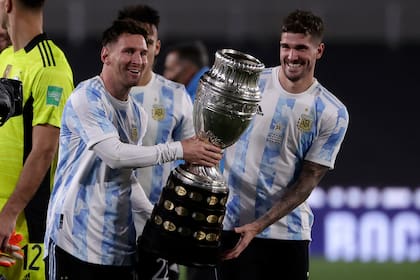 Lionel Messi y Rodrigo De Paul, el capitán y líder junto a uno de los grandes motores del equipo albiceleste