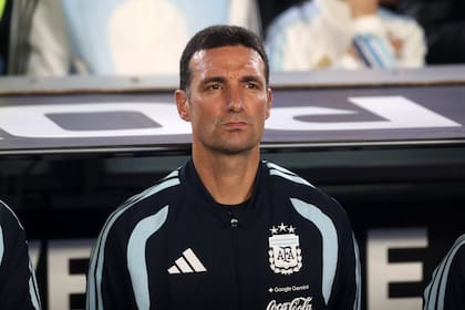 Lionel Scaloni armará una formación que mayoría de futbolistas que ganaron todo con Lionel Messi en la selección argentina