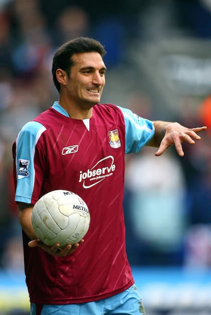 Lionel Scaloni, durante su etapa en el West Ham