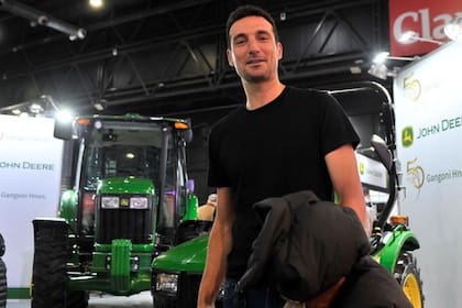 Lionel Scaloni estuvo en la Exposición Rural de Palermo