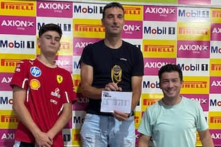 Lionel Scaloni apareció en una pista de karting y asombró con su habilidad y su ambición