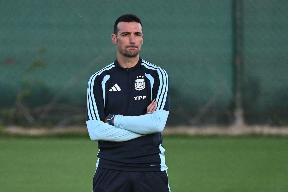 Lionel Scaloni intenta mantener el espíritu competitivo de la selección de cara al próximo Mundial, pero la falta de partidos lo preocupa